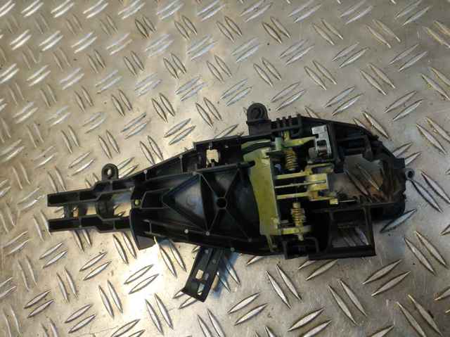 51212992973 BMW Держатель наружной ручки двери передней левой купить в Николаев