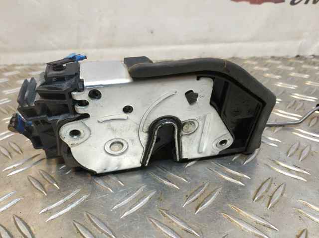 BMW 51227276673 Замок двери задней левой в наличии Ужгород