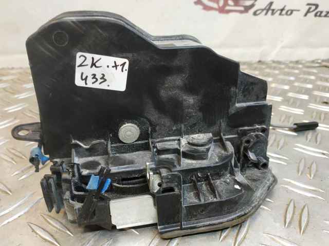 51227276673 BMW Замок двери задней левой купить в Каменское