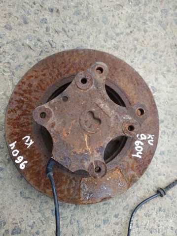 Кулак поворотный правый 517646 PEUGEOT