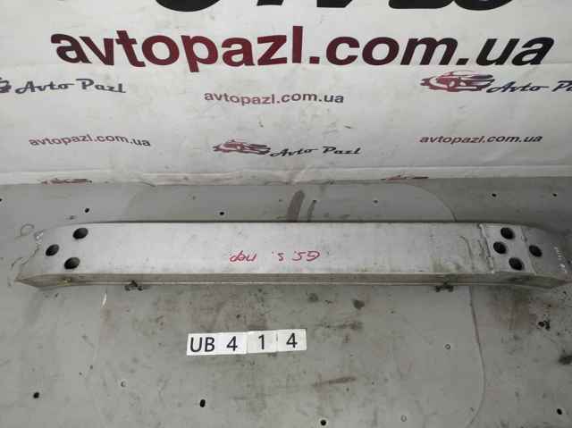 Балка бампера переднего 5213130260 TOYOTA