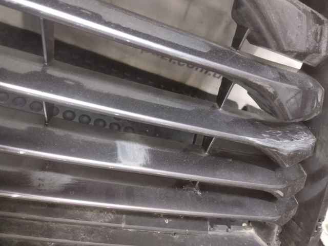 Облицовка радиатора 5311148320 TOYOTA