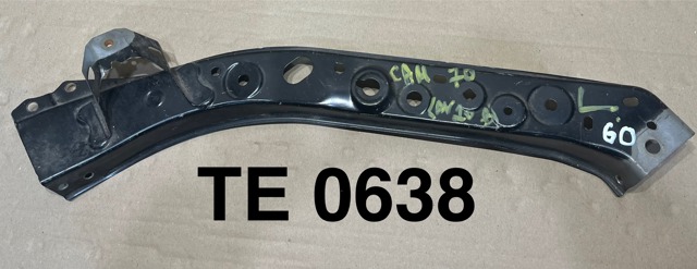 Рамка радиатора левая 5320333902 TOYOTA