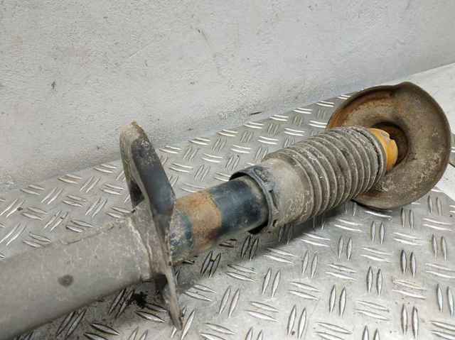 543029566R RENAULT Амортизатор передний купить в Ирпень