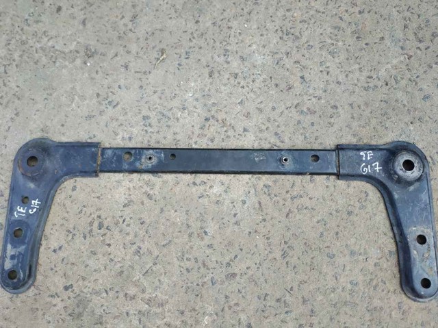 544640003R RENAULT Кронштейн передней балки купить в Полтава