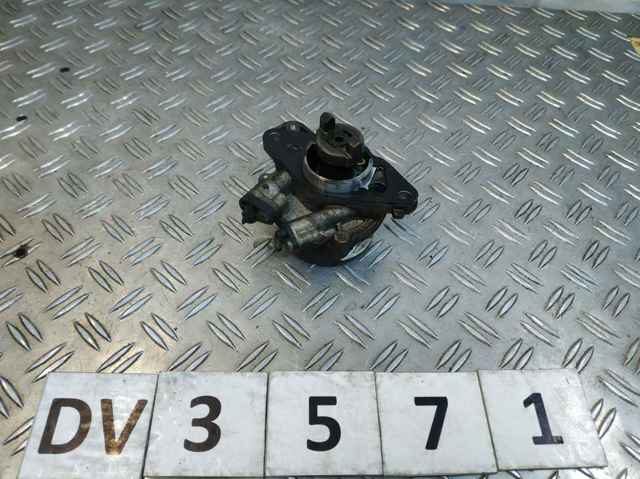 Насос вакуумный 55268636 FIAT