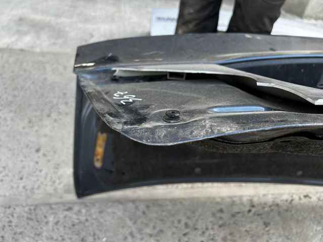 SUBARU 57509AG0019P Крышка багажника в наличии Киев