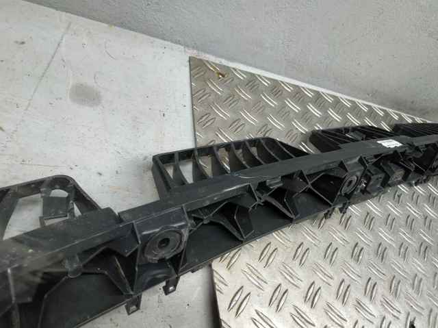 57A807863A VAG Кронштейн бампера заднего центральный купить в Кривой Рог