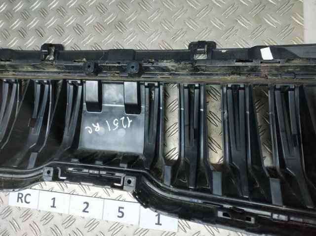 57A853653G VAG Решетка радиатора купить в Каменское