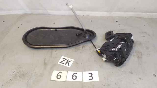 Замок двери задней правой 5E0839016 VAG