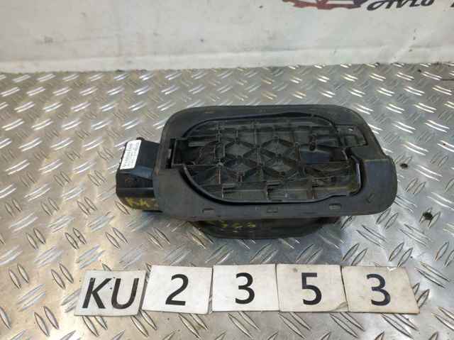Лючок б/бака 5F4809905B VAG