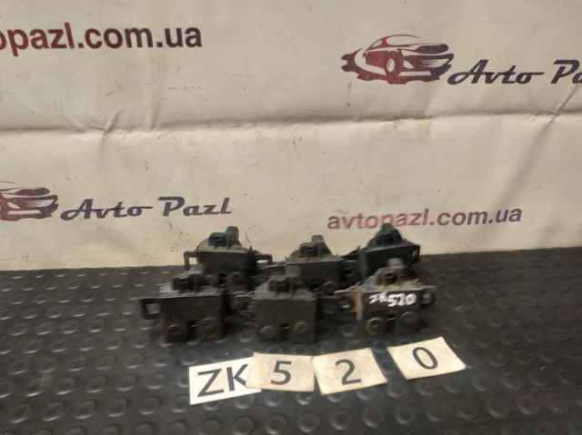 5H2216700CC LAND ROVER Замок капота левый купить в Винница