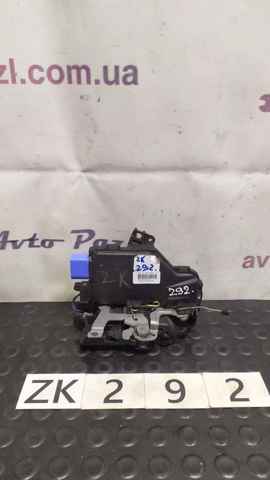 Замок передней левой двери 5J1837015A VAG