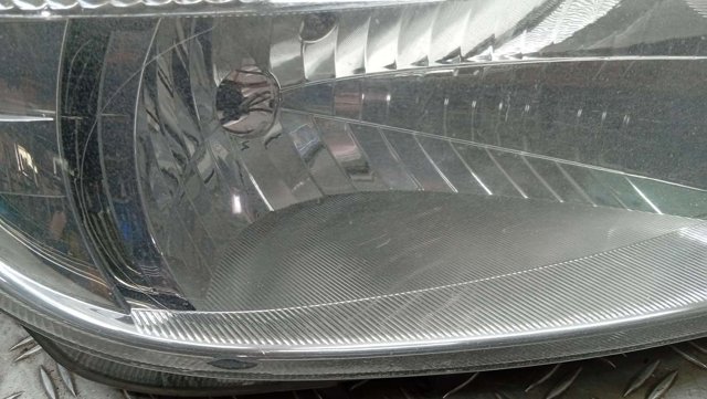 VAG 5J1941018C Фара правая в наличии Ирпень