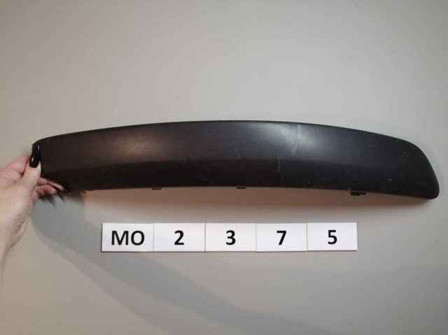 Передний правый клык бампера 5M0807656 VAG