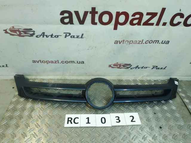 Решетка радиатора 5M0853653 VAG