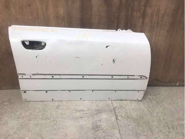 Пассажирская передняя дверь 60009AG0619P SUBARU