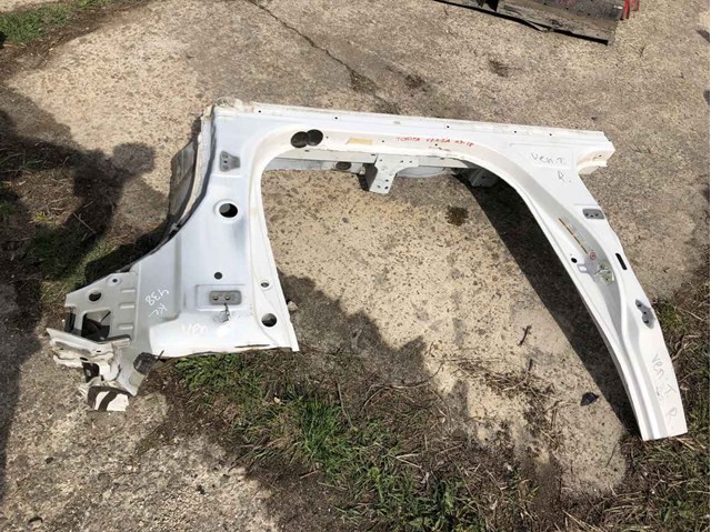 TOYOTA 613110T010 в наличии Запорожье