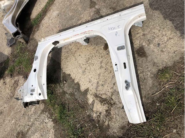 TOYOTA 613110T010 в наличии Одесса