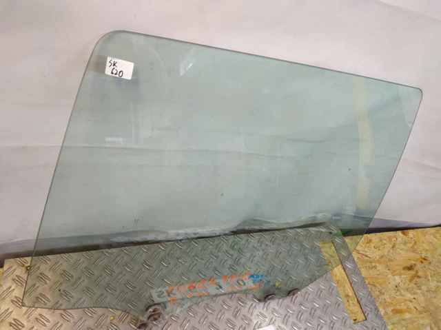 62011SA000 SUBARU Стекло двери задней правой купить в Николаев