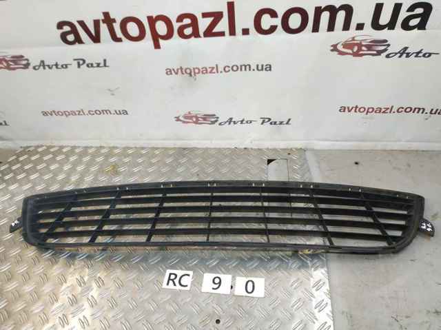 622547542R RENAULT Решетка бампера переднего центральная купить в Одесса