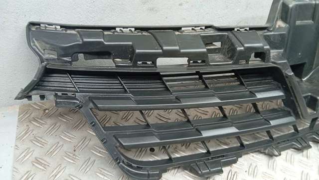 622565187R RENAULT Решетка радиатора купить в Полтава