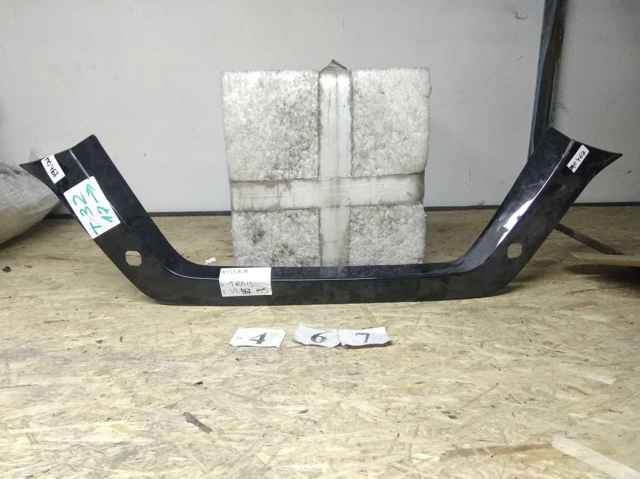Передний клык бампера 622786FR0A NISSAN