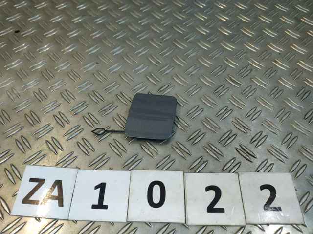 Заглушка буксировочного крюка в передний бампер 622A06UA0H NISSAN