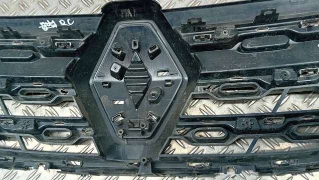 Решетка 623101459R RENAULT