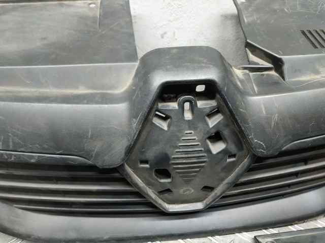 Решетка радиатора 623105727R RENAULT