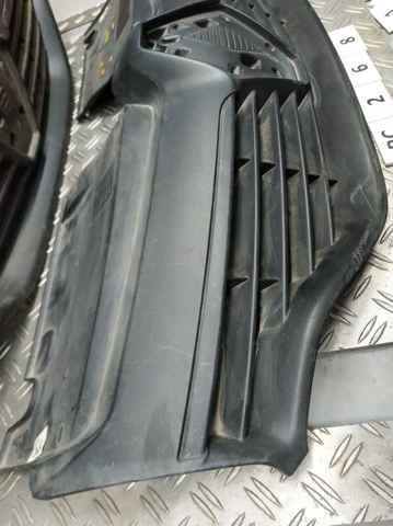 623105727R RENAULT Решетка радиатора купить в Николаев