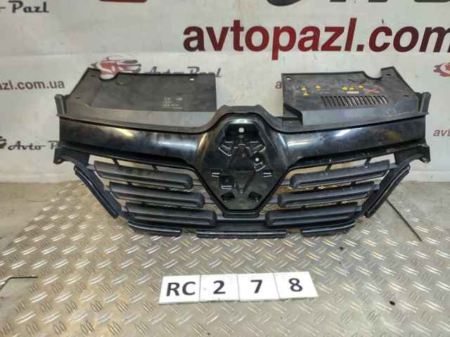 623105887R Renault (RVI) решетка радиатора
