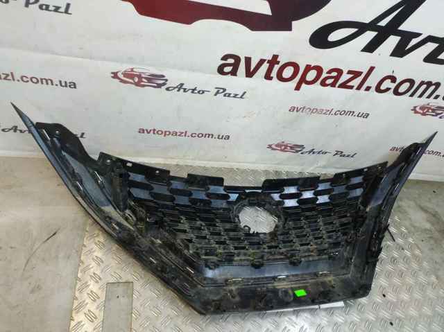 623106UAA NISSAN Решетка радиатора купить в Полтава