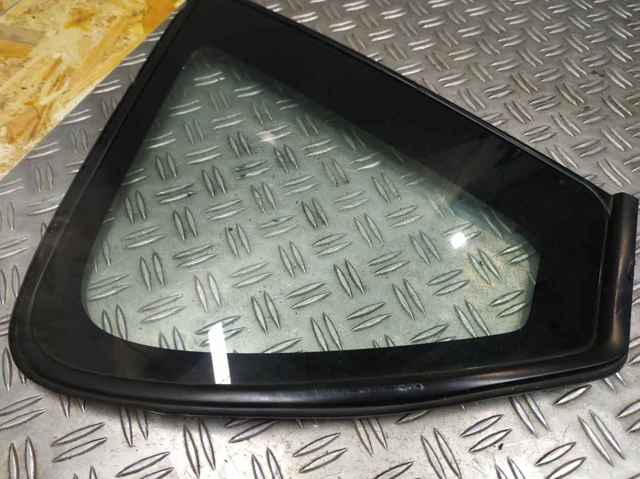 627100F010 TOYOTA Стекло кузова (багажного отсека) правое купить в Одесса