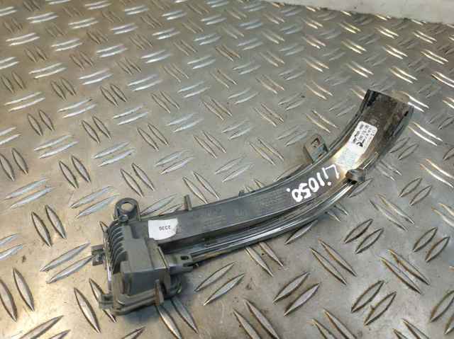 BMW 63137280772 Указатель поворота зеркала правый в наличии Полтава