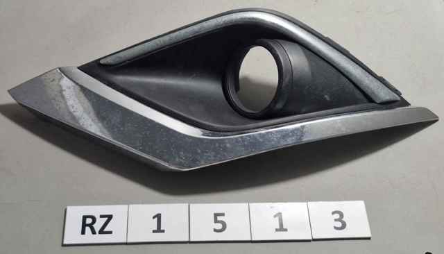 Решетка бампера, левая 6400G481 MITSUBISHI
