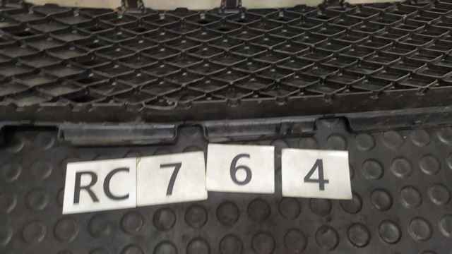 Решетка на бампер 6402A218 MITSUBISHI