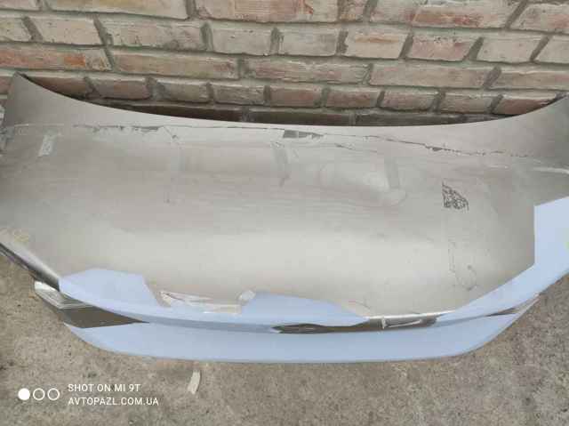 TOYOTA 6440102F30 Крышка багажника в наличии Ирпень