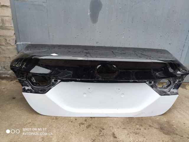 Ld0268 6440133760 кришка багажника після ремонту toyota camry v70 18- 6440133760