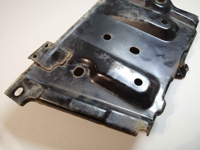 NISSAN 648601AA0A Подставка аккумулятора в наличии Хмельницкий