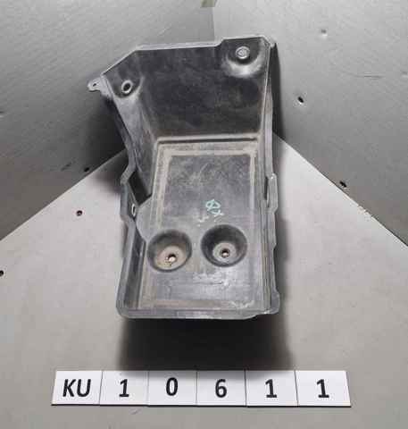 Подставка аккумулятора (АКБ) 648601ZR0A NISSAN