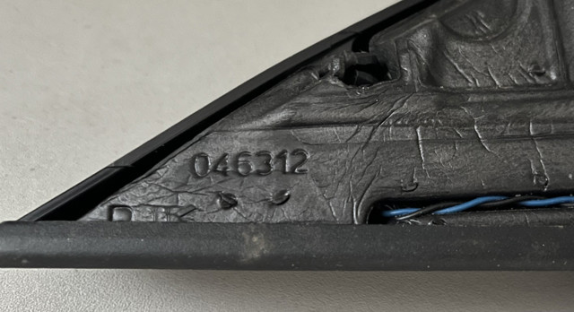 6513922075001 BMW купить в Украина