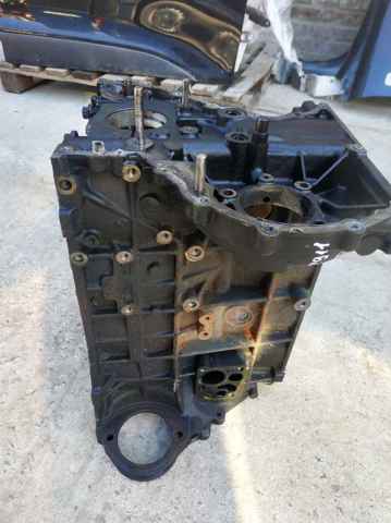 SSANG YONG 6640100105 Блок цилиндров двигателя в наличии Каменское