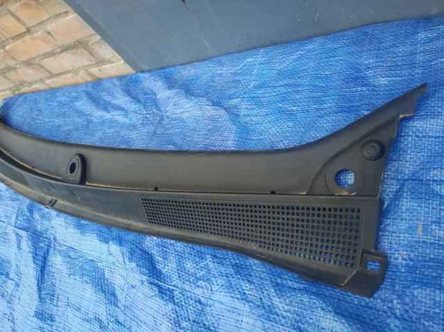 668113292R RENAULT Водосток лобового стекла, жабо купить в Одесса