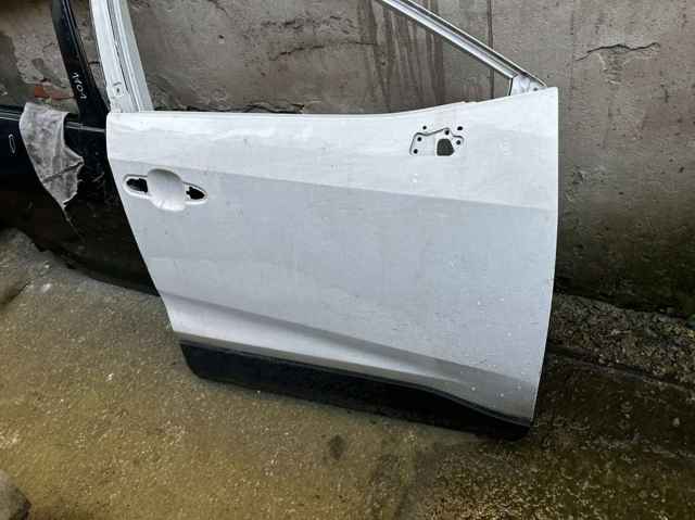 TOYOTA 6700142160 Дверь передняя правая в наличии Тернополь