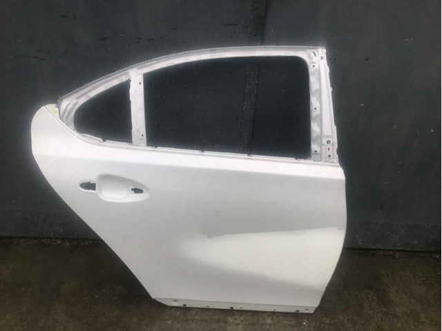 Задняя правая дверь 6700350060 TOYOTA