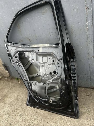 67004K2010 TOYOTA Дверь задняя левая купить в Киев
