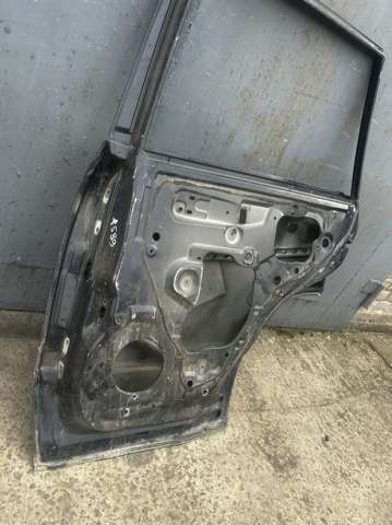 6800365832 SUZUKI Дверь задняя правая купить в Львов