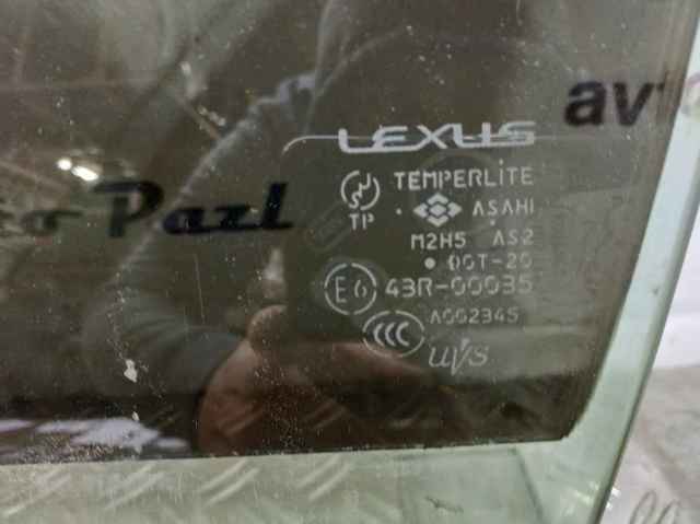 Окно (передней двери) двери 6810230780 TOYOTA
