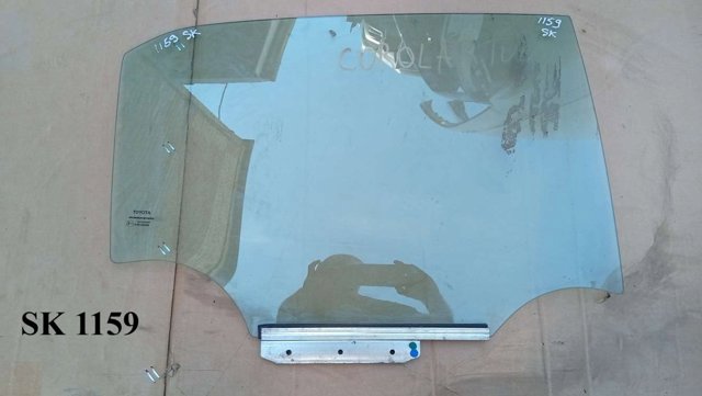 Окно задней двери 6811312770 TOYOTA